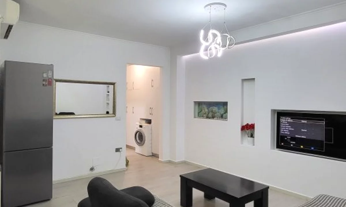 Shtepi me qera Apartament ne Tirane, 2+1, Mobilimi E mobiluar, Pagesa 500  Euro.