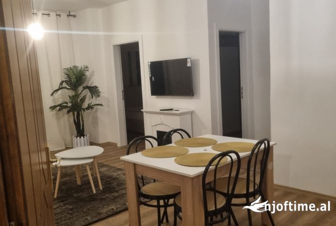 Shtepi me qera 2+1 ne Tirane - 550 Euro