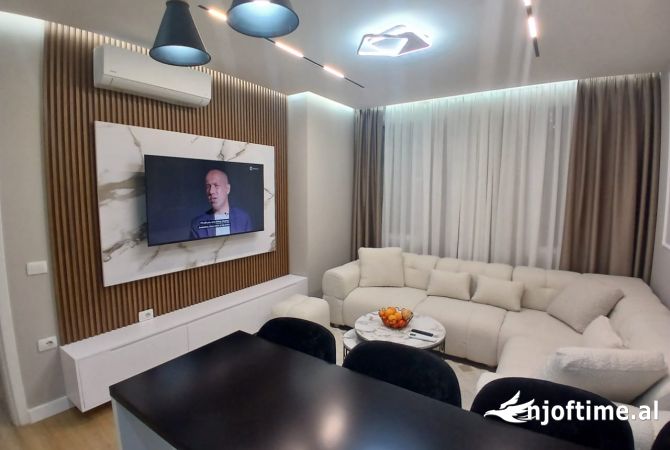 Shtepi me qera Apartament ne Tirane, 2+1, Mobilimi E mobiluar, Pagesa 650  Euro.