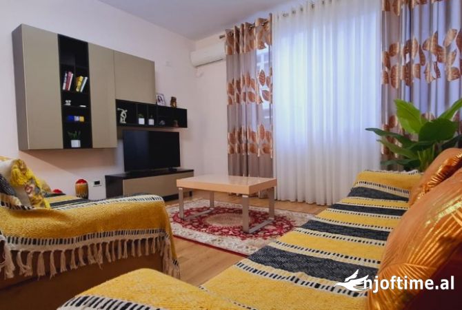 Shtepi me qera 1+1 ne Tirane - 600 Euro