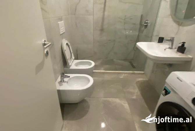 Shtepi ne shitje 1+1 ne Tirane - 76,000 Euro