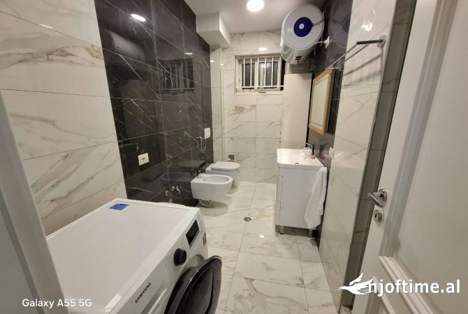 Shtepi me qera Apartament ne Tirane, 2+1, Mobilimi E mobiluar, Pagesa 600  Euro.