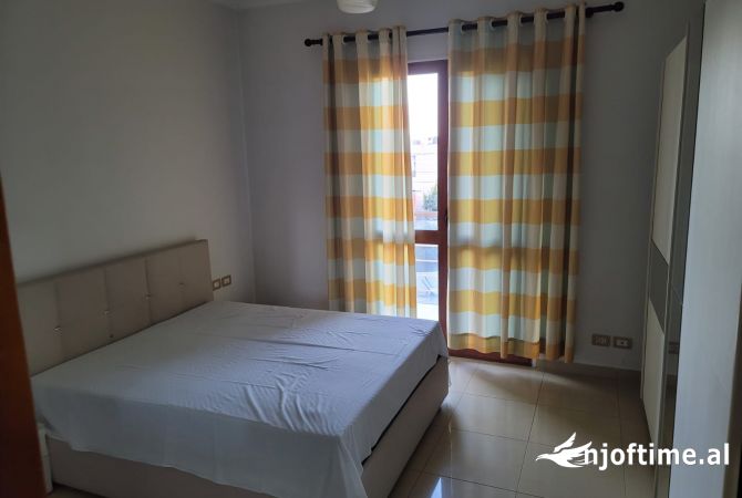 Shtepi me qera 2+1 ne Tirane - 600 Euro