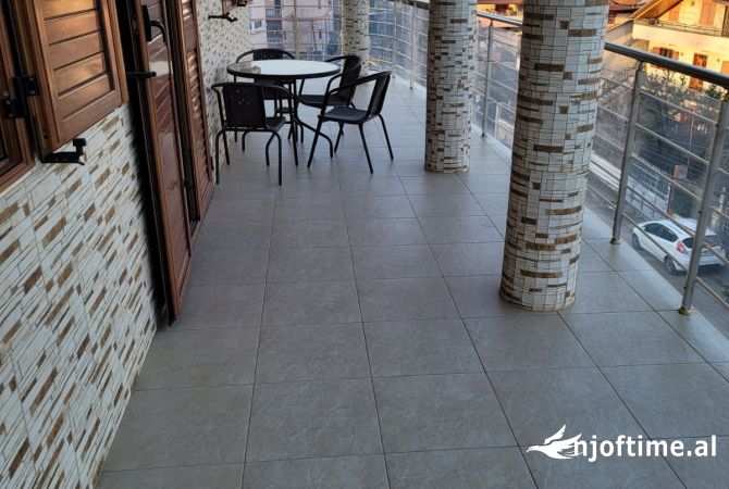 Shtepi me qera Shtepi Private ne Tirane, 2+1, Mobilimi E mobiluar, Pagesa 600  Euro.