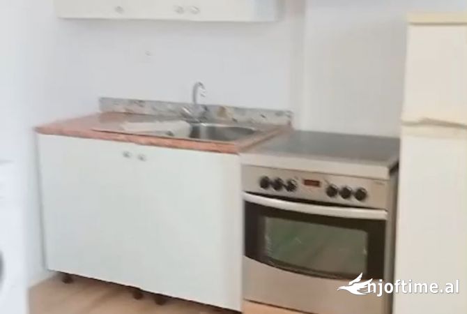 Shtepi me qera Garsoniere ne Tirane - 380 Euro