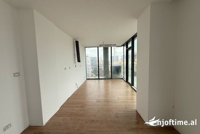 Shtepi me qera Apartament ne Tirane, 2+1, Mobilimi Bosh, pa mobiluar, Pagesa 1,600  Euro.
