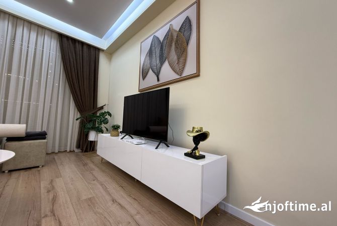 Shtepi me qera Apartament ne Tirane, 1+1, Mobilimi E mobiluar, Pagesa 450  Euro.