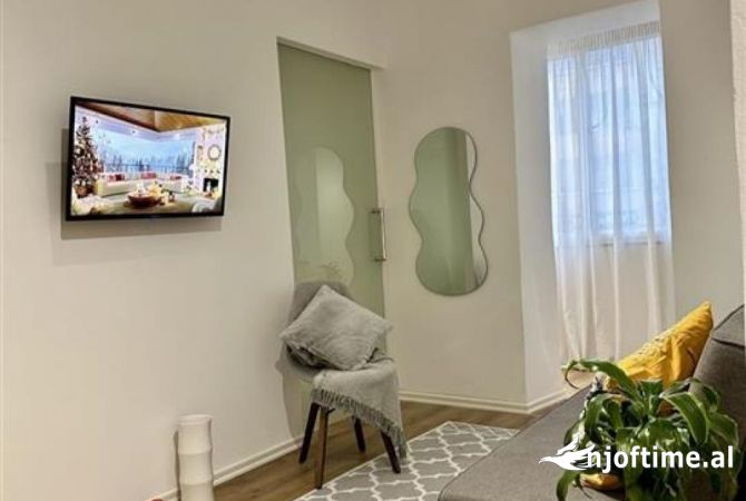Shtepi me qera 1+1 ne Tirane - 620 Euro