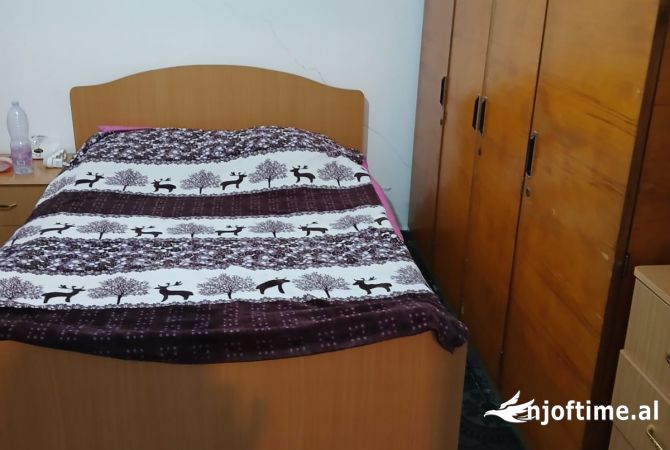 Shtepi me qera 1+1 ne Tirane - 250 Euro