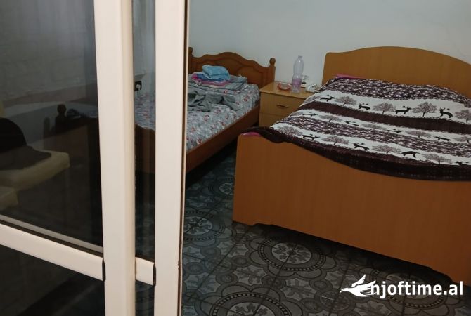 Shtepi me qera 1+1 ne Tirane - 250 Euro