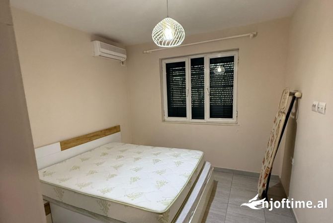 Shtepi me qera 1+1 ne Tirane - 400 Euro