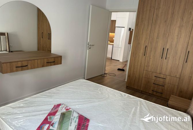 Shtepi ne shitje Apartament ne Tirane, 1+1, Mobilimi E mobiluar, Pagesa 91,000  Euro.