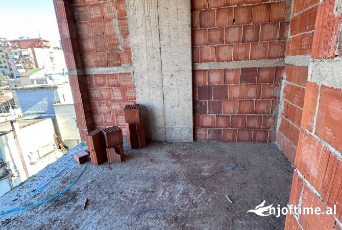 Shtepi ne shitje 1+1 ne Tirane - 125,000 Euro