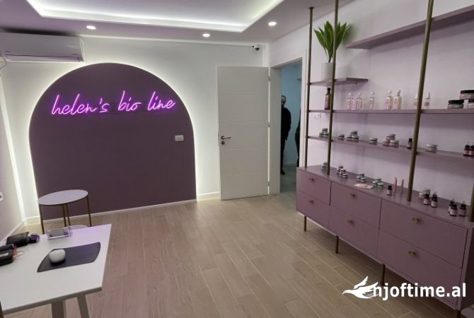 AMBJENT ZYRE/ KLINIK ME QIRA NE VASIL SHANTO 