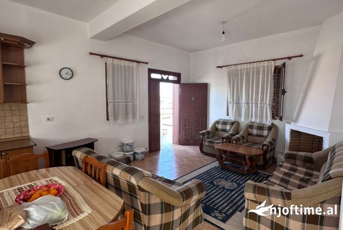 Shtepi me qera 1+1 ne Tirane - 300 Euro