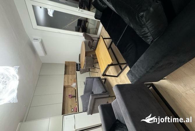 Shtepi me qera Apartament ne Tirane, 1+1, Mobilimi E mobiluar, Pagesa 500  Euro.