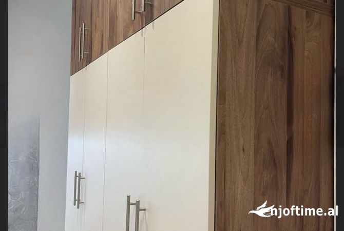 Shtepi me qera Garsoniere ne Tirane - 300 Euro