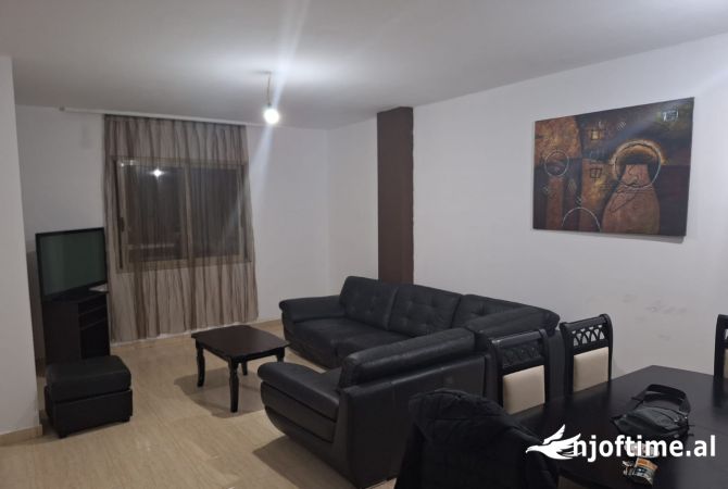 Shtepi me qera 2+1 ne Tirane - 500 Euro