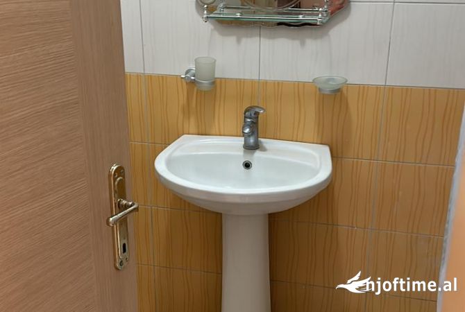 Shtepi ne shitje 2+1 ne Tirane - 107,000 Euro