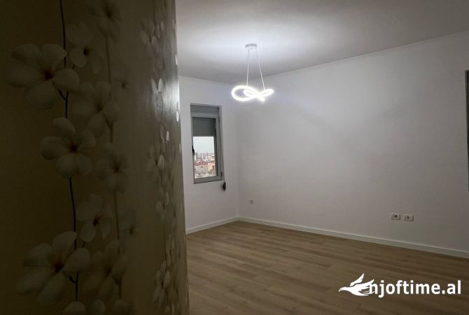 Shtepi ne shitje 2+1 ne Tirane - 173,000 Euro