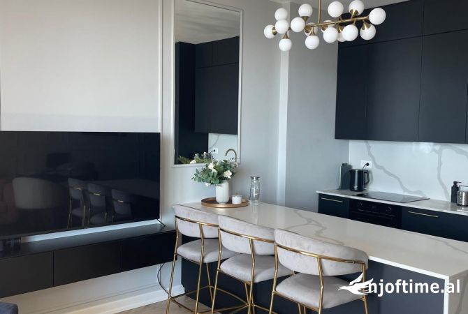 Shtepi ne shitje Apartament ne Sarande, 3+1, Mobilimi E mobiluar, Pagesa 300,000  Euro.