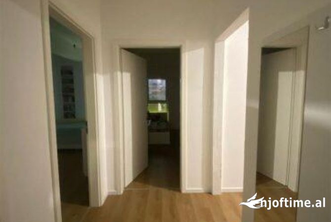 Shtepi me qera Apartament ne Tirane, 2+1, Mobilimi E mobiluar, Pagesa 400  Euro.