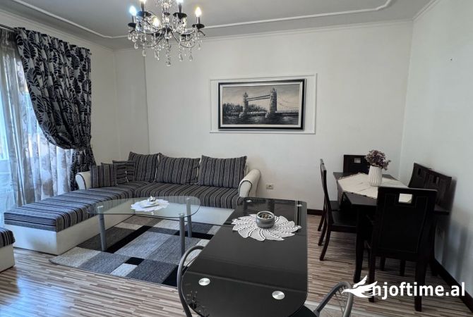 Shtepi me qera 2+1 ne Tirane - 600 Euro