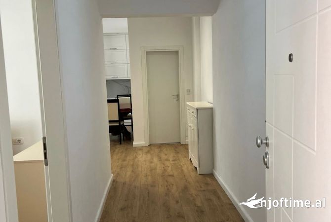 Shtepi me qera 1+1 ne Tirane - 400 Euro
