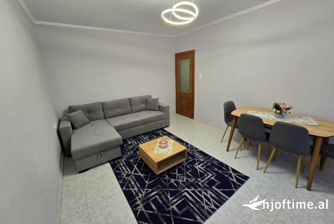 Shtepi me qera 1+1 ne Tirane - 700 Euro