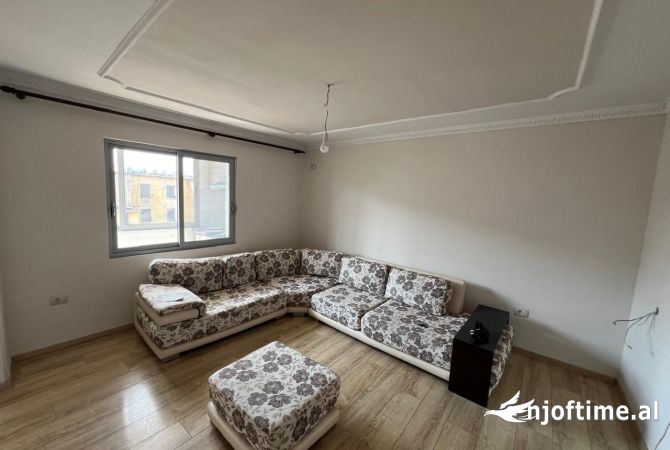 Shtepi ne shitje 3+1 ne Tirane - 160,000 Euro