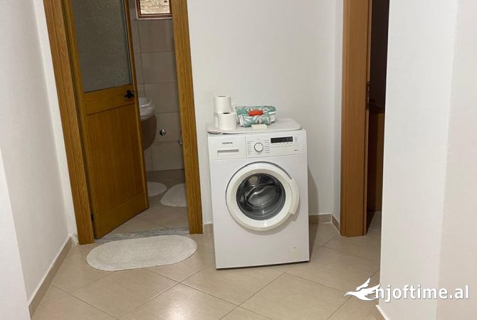 Shtepi me qera 1+1 ne Tirane - 370 Euro