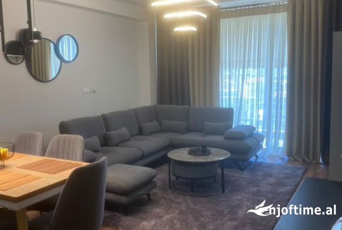 Shtepi me qera 2+1 ne Tirane - 750 Euro