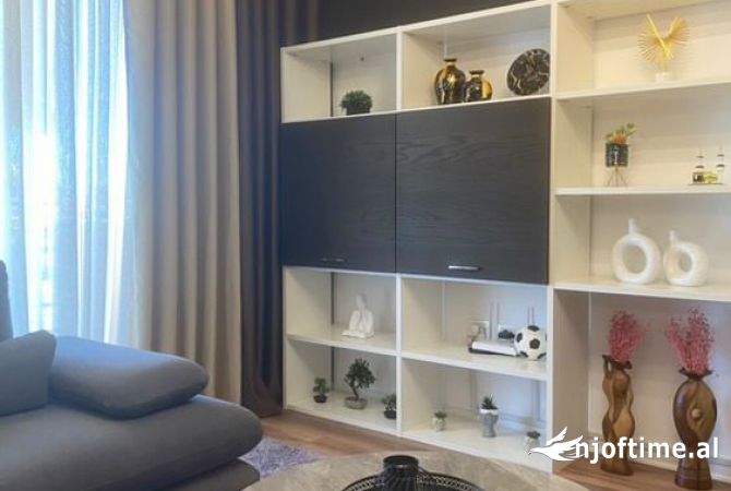 Shtepi me qera 2+1 ne Tirane - 750 Euro