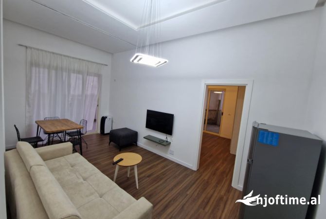 Shtepi ne shitje 1+1 ne Tirane - 80,000 Euro