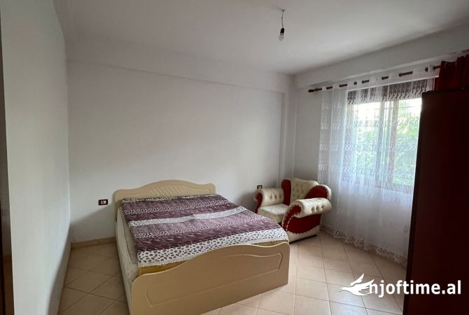 Shtepi me qera 1+1 ne Tirane - 280 Euro