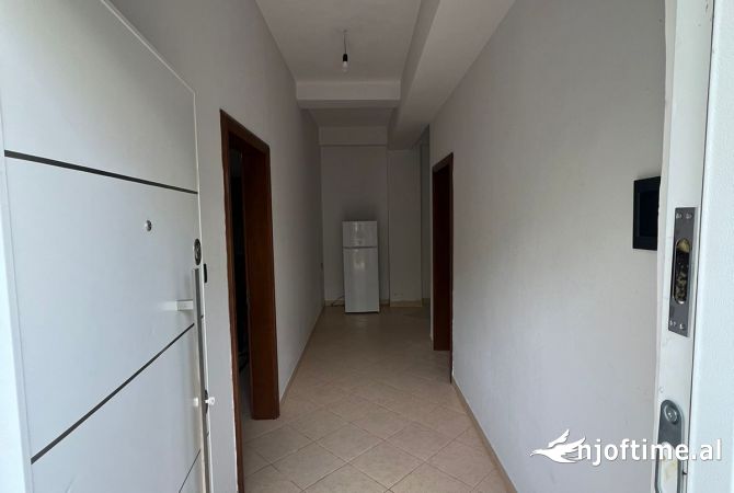 Shtepi me qera Apartament ne Tirane, 1+1, Mobilimi E mobiluar, Pagesa 280  Euro.