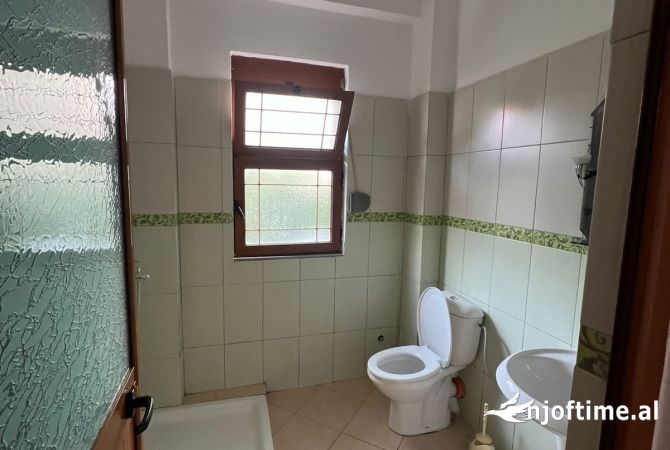 Shtepi me qera 1+1 ne Tirane - 280 Euro