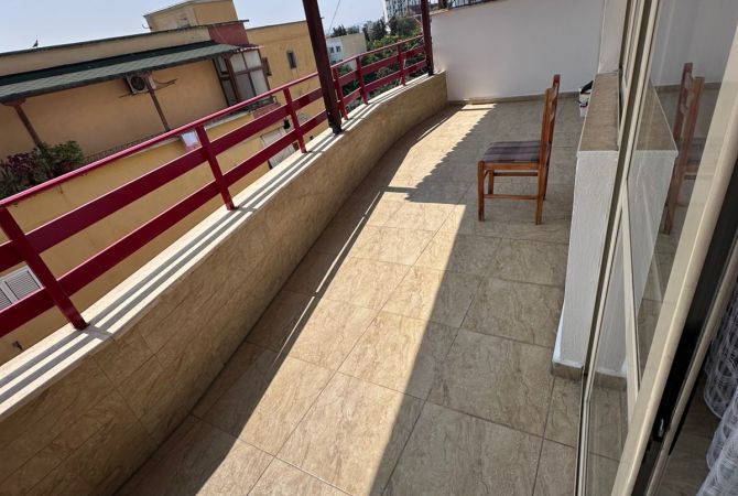 Shtepi me qera Apartament ne Tirane, 2+1, Mobilimi E mobiluar, Pagesa 600  Euro.