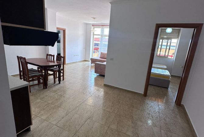Shtepi me qera Apartament ne Tirane, 2+1, Mobilimi E mobiluar, Pagesa 600  Euro.