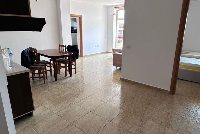 Shtepi me qera 2+1 ne Tirane - 600 Euro