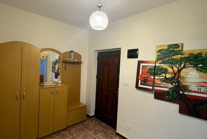 Shtepi me qera 1+1 ne Tirane - 600 Euro