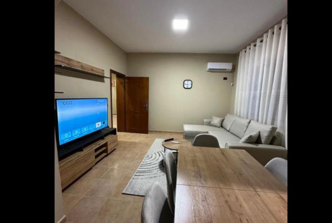 Shtepi me qera 2+1 ne Tirane - 550 Euro