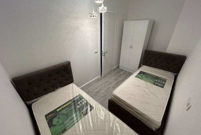 Shtepi me qera 2+1 ne Tirane - 670 Euro