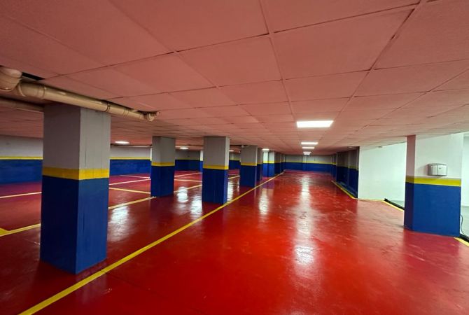 Ambjent biznesi me qera 4+1 ne Tirane - 3,000 Euro