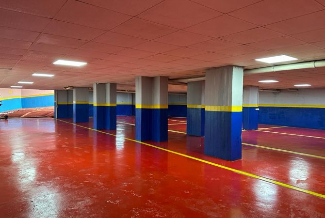 Ambjent biznesi me qera 4+1 ne Tirane - 3,000 Euro