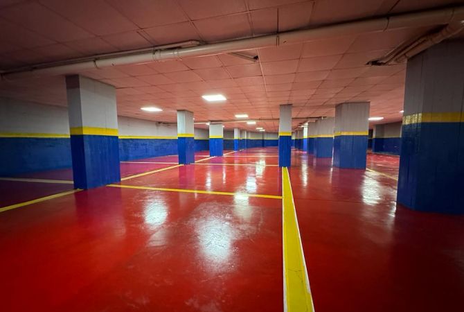 Ambjent biznesi me qera 4+1 ne Tirane - 3,000 Euro