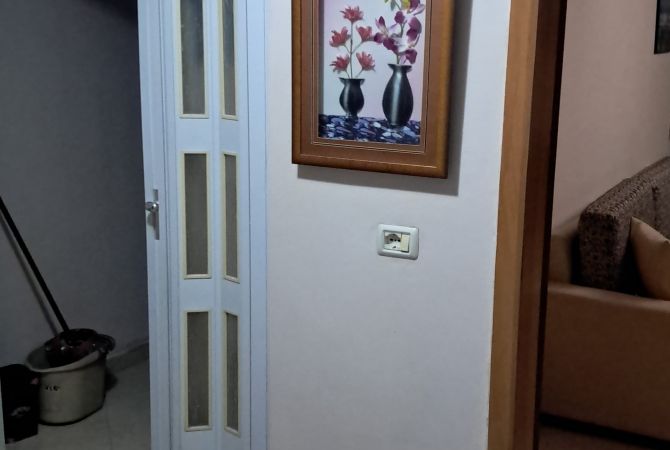 Shtepi me qera 2+1 ne Tirane - 500 Euro