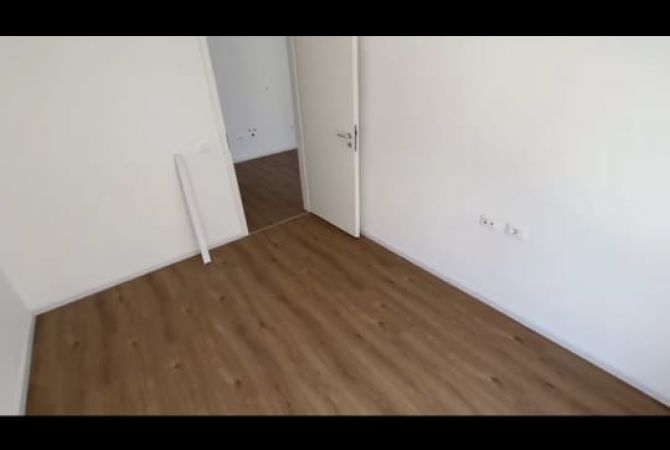 Apartment for sale in Tirana 1+1, Emty