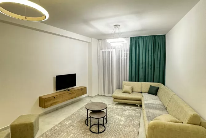 Shtepi me qera 2+1 ne Tirane - 600 Euro