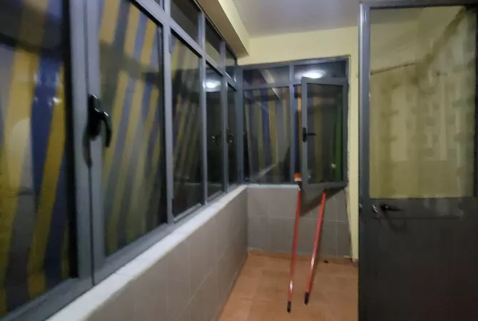 Shtepi me qera Apartament ne Tirane, 1+1, Mobilimi E mobiluar, Pagesa 550  Euro.